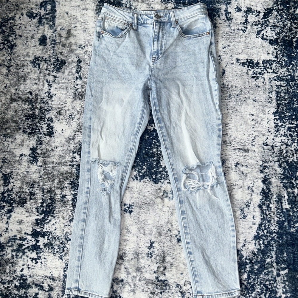 2 pair of jeans